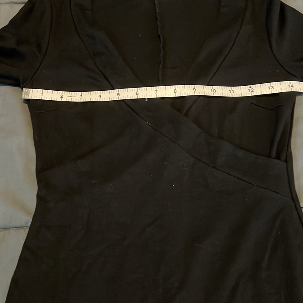 Silence + Noise Deep VNeck Faux Wrap Dress Size Small - Picture 13 of 15